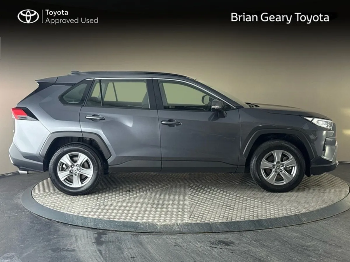 Toyota RAV4 HYBRID LUNA - Image 3