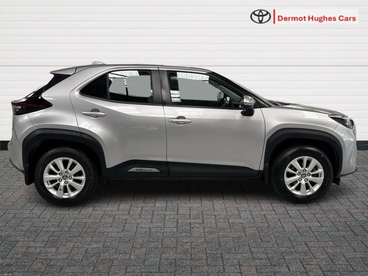 Toyota Yaris Cross LUNA 4DR AUTO HYBRID - Image 3