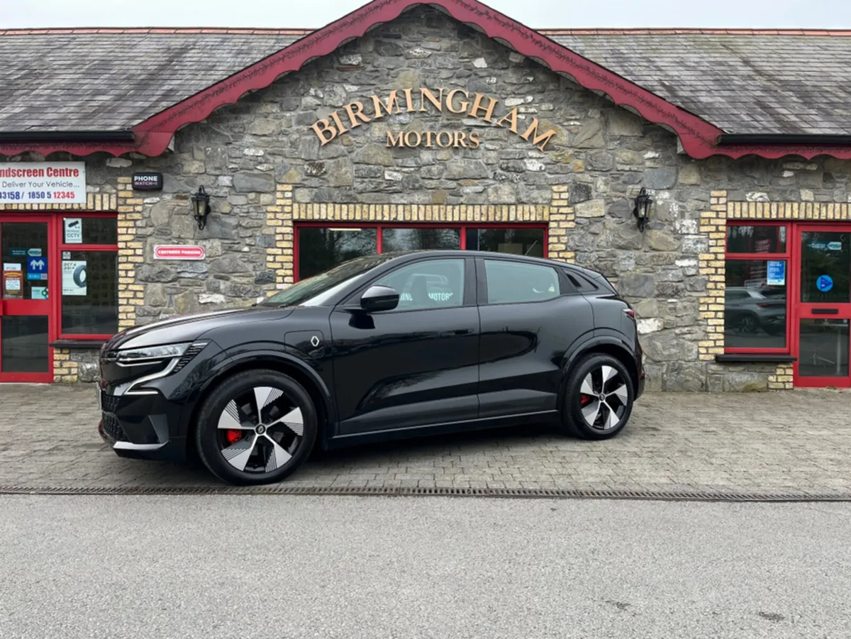 Renault Megane E-Tech EQUILIBRE EV - Image 5