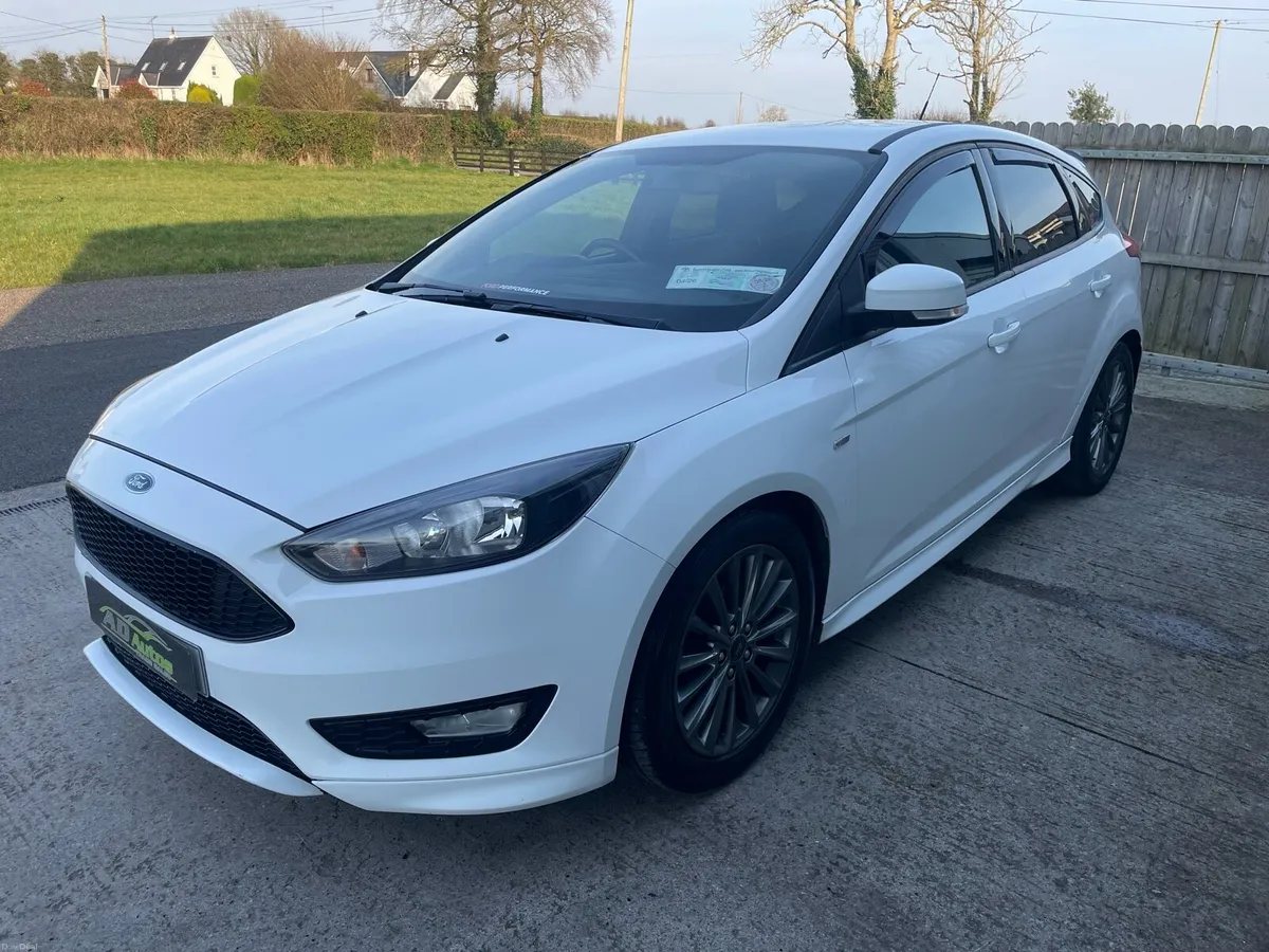 Ford Focus st line Automatic - Image 2