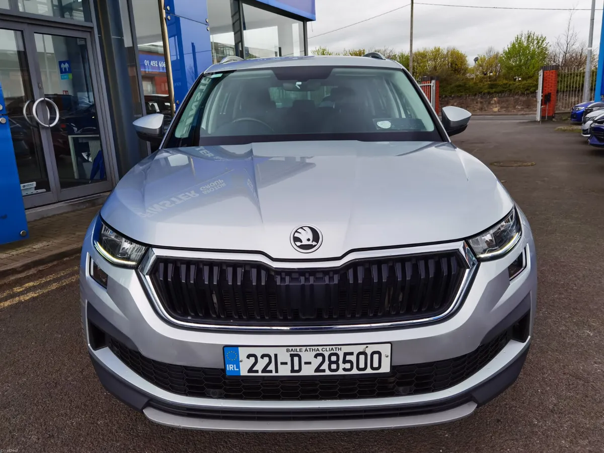 SKODA KODIAQ 2.0TDI AMBITION DSG AUTO **7 SEATER** - Image 2