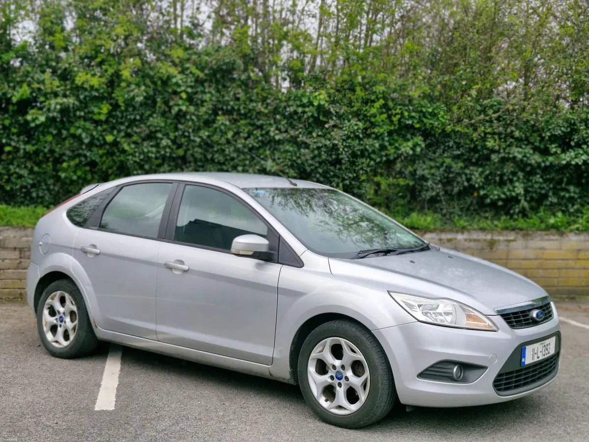 Ford Focus 2011 - Image 1