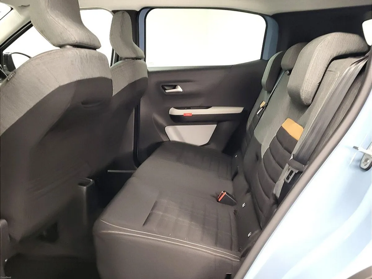Citroen C3 Aircross PLUS 1.2L Turbo Petrol 100 6MT - Image 6