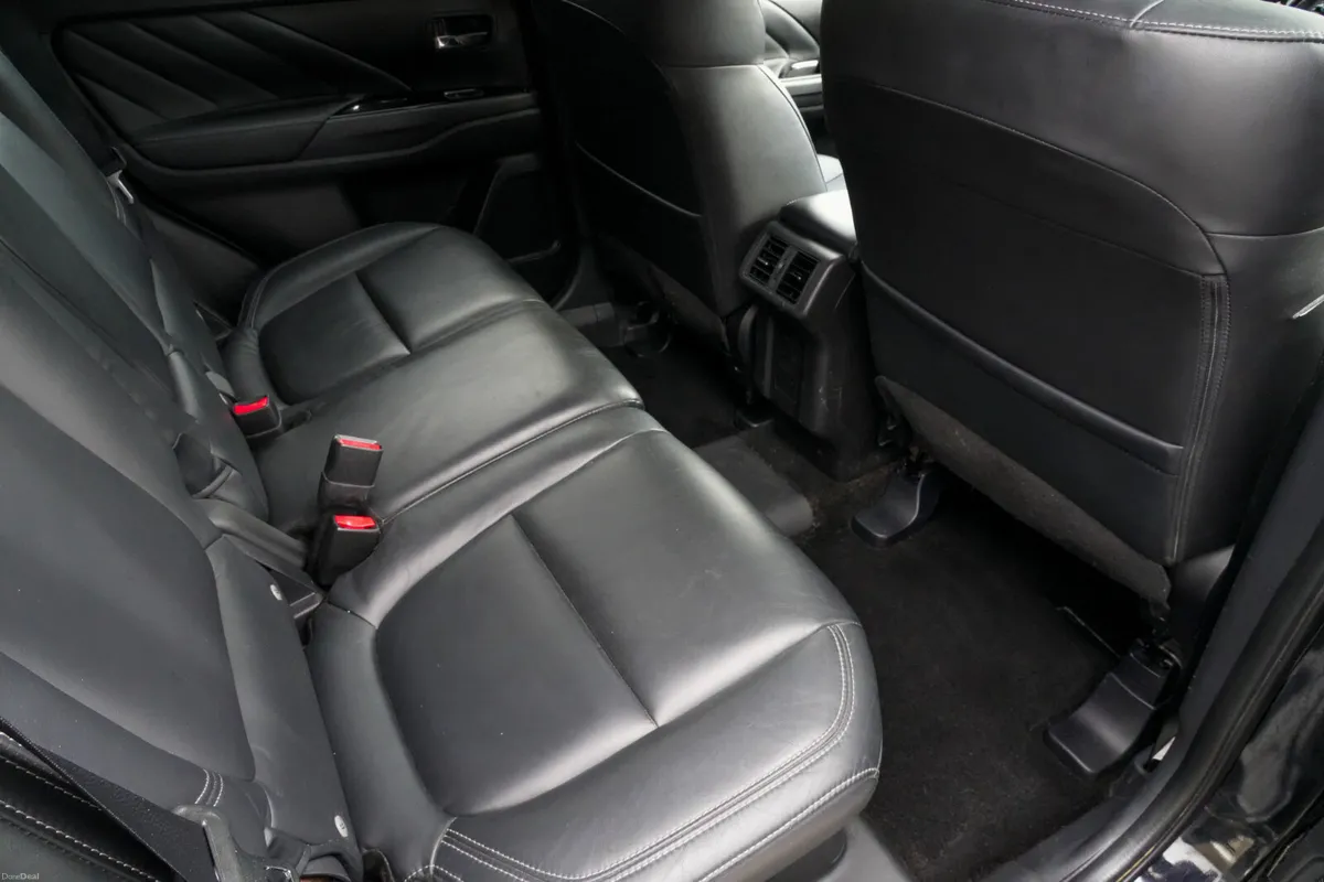 Mitsubishi Outlander 2.4 Litre PHEV - Image 4