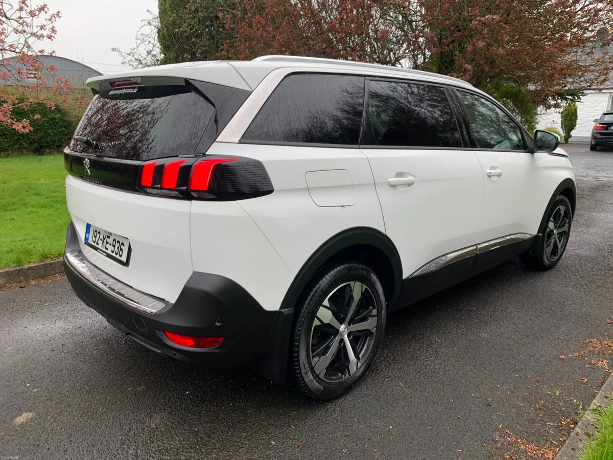 Peugeot 5008 2019 - Image 3