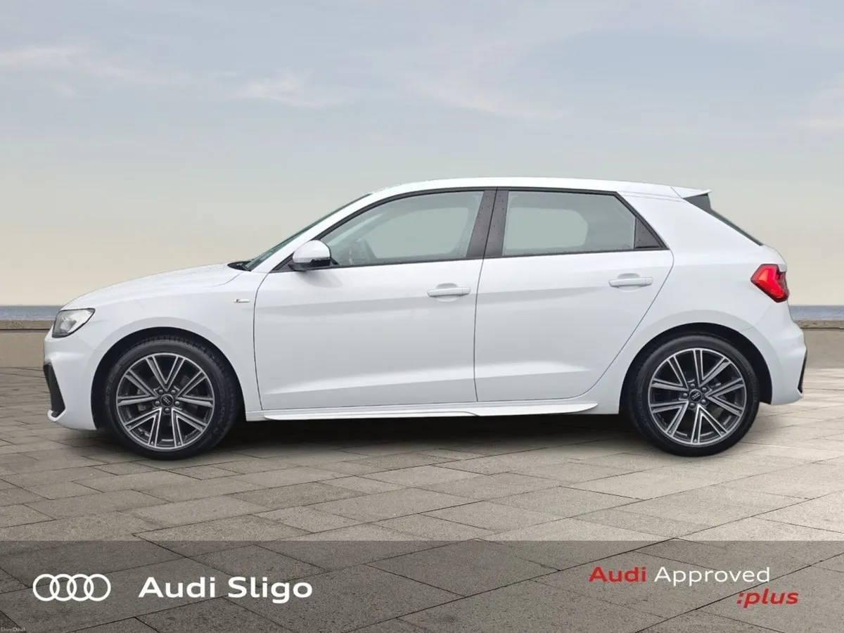Audi A1 S Line 1.0TFSI 110HP + Comfort Pack - Image 4