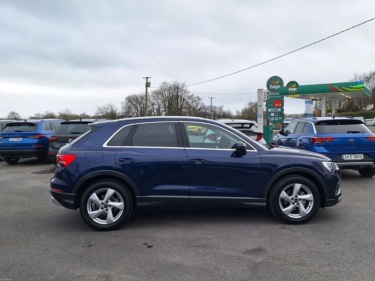 Audi Q3 2.0 TDI *High Spec/AUTOMATIC - Image 2