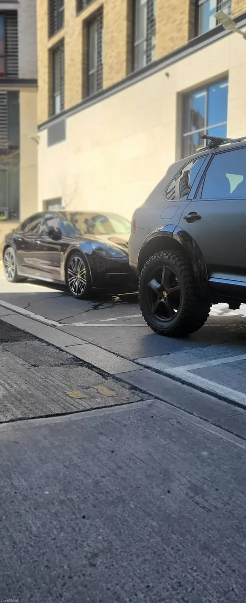 Porsche 2 car garage package - Image 3