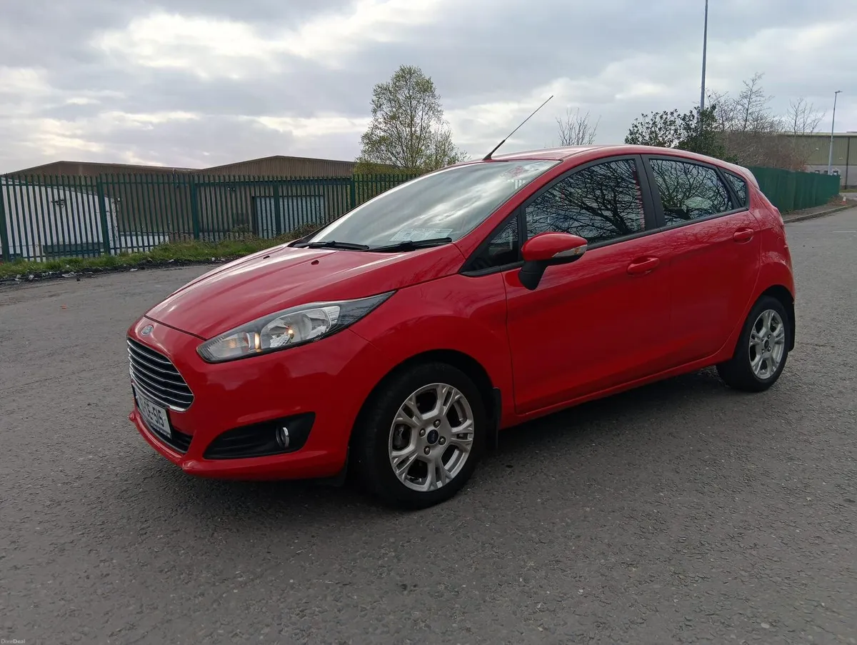 Ford fiesta - Image 2