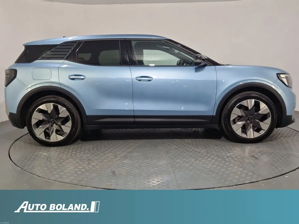 Ford Explorer Premium 77kWh Extended Range RWD - Image 3