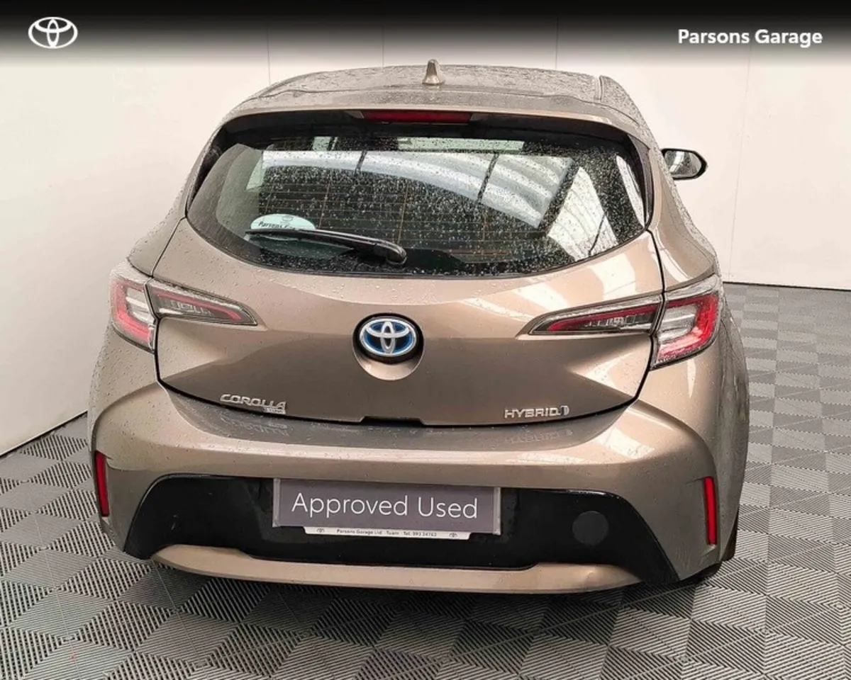 Toyota Corolla HYBRID LUNA H/B 4DR AUTO - Image 4
