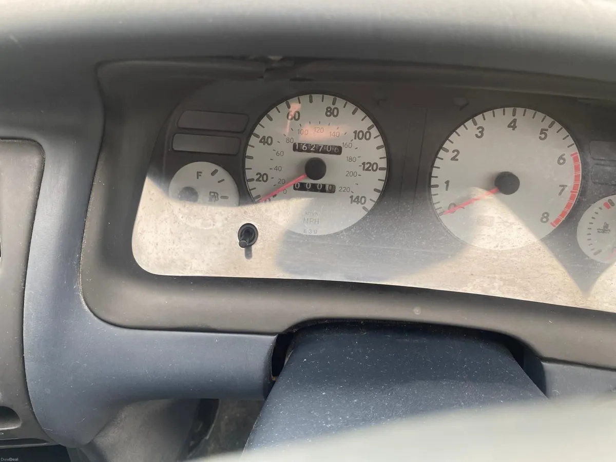 Toyota Corolla 1997 - Image 2