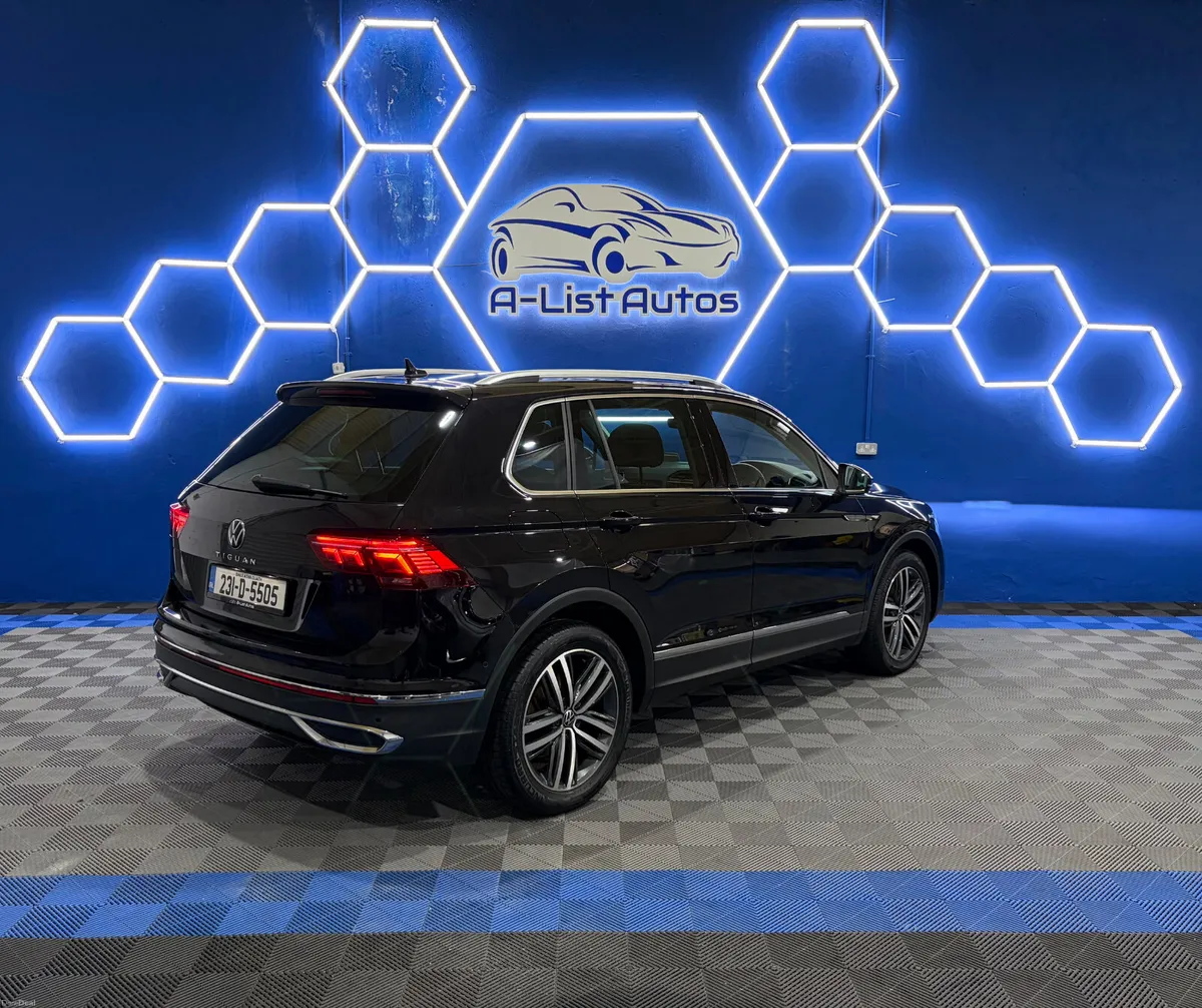 Volkswagen Tiguan 2.0TDI Elegance/FINANCE AVAILABL - Image 3