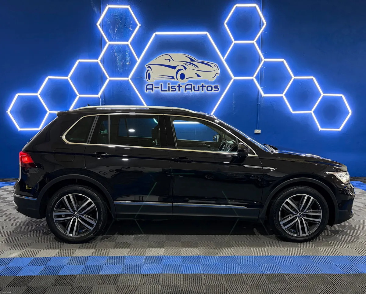 Volkswagen Tiguan 2.0TDI Elegance/FINANCE AVAILABL - Image 2