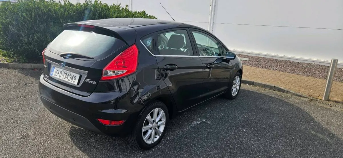 Ford FIESTA 2010 DIESEL - Image 3
