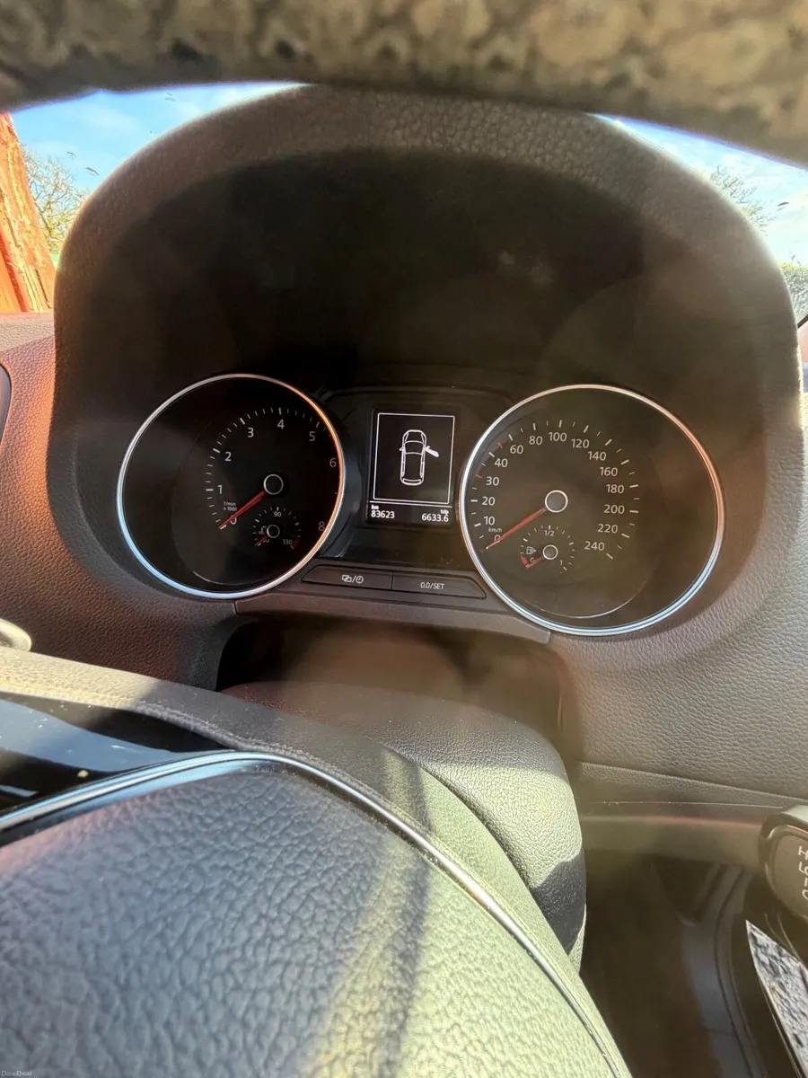 Volkswagen Polo 2015 - Image 3