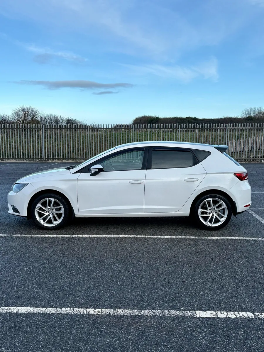 2014 SEAT Leon SE 1.6 TDI Hatchback - Image 3