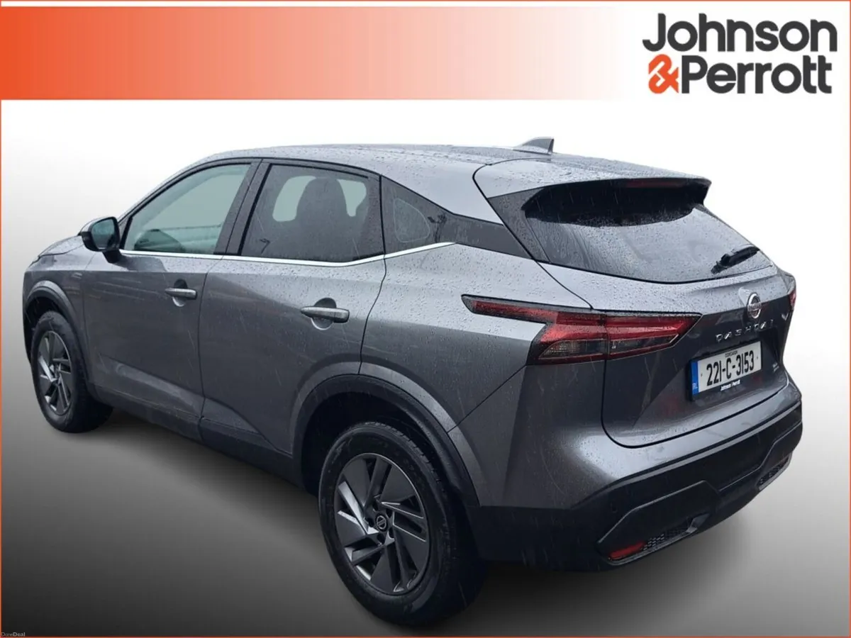 Nissan Qashqai 1.3 PET MILD HYBRID SV - Image 2