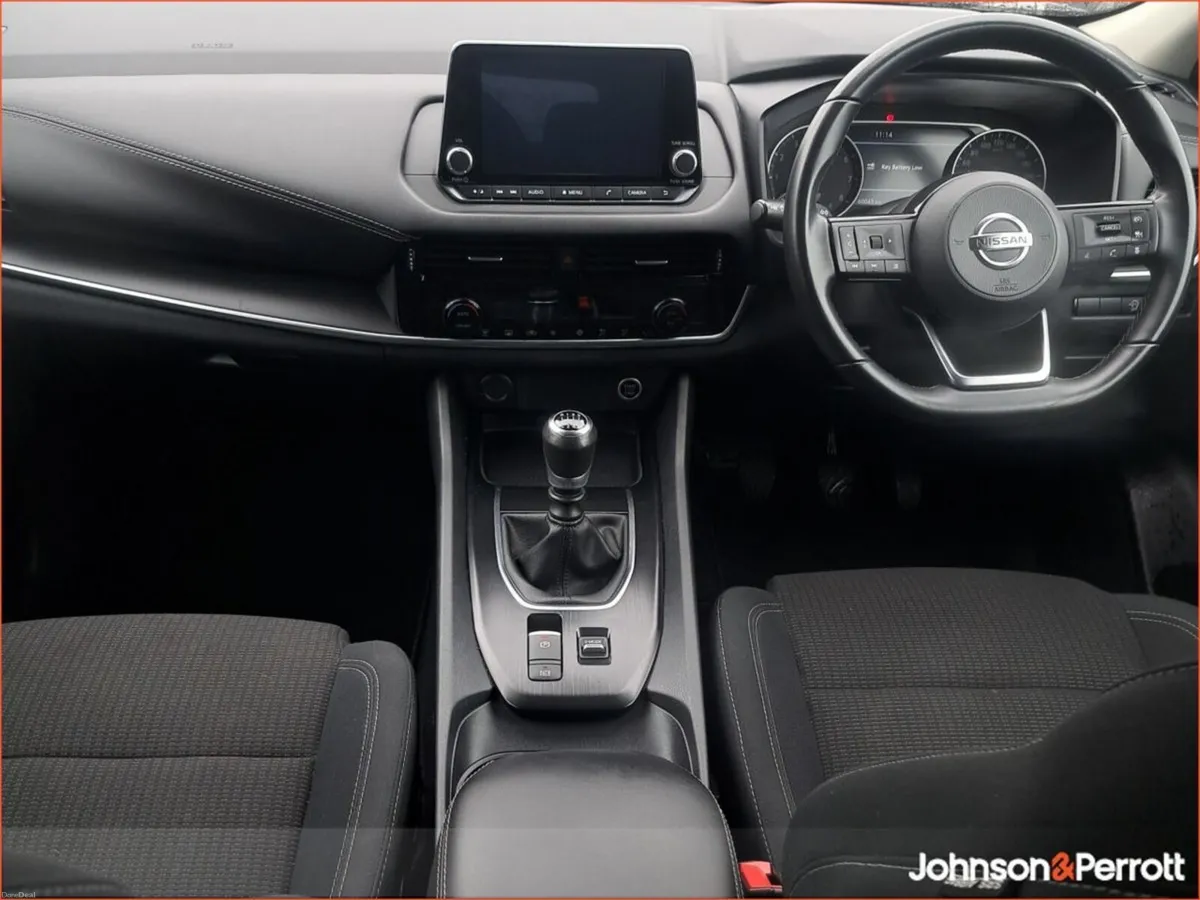Nissan Qashqai 1.3 PET MILD HYBRID SV - Image 3