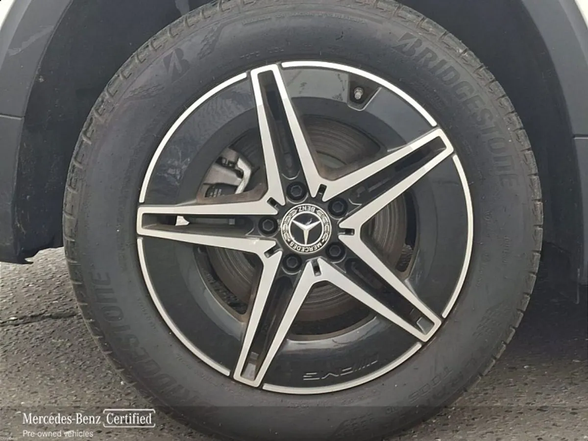 Mercedes-Benz EQB EQB250 AMG Line 7 SEATER - Image 5