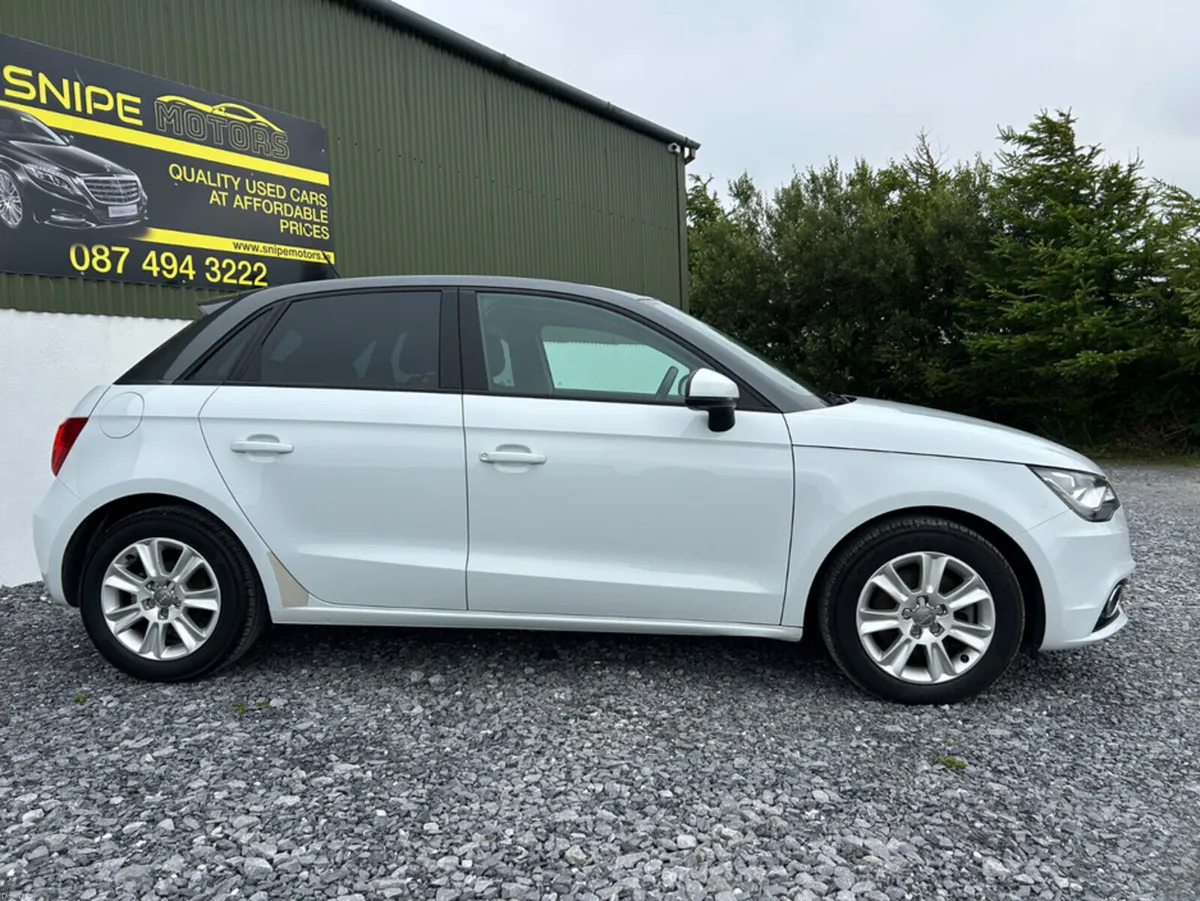 Audi A1 1.4 TFSI S TRONIC SPORT SPORTBACK - Image 2