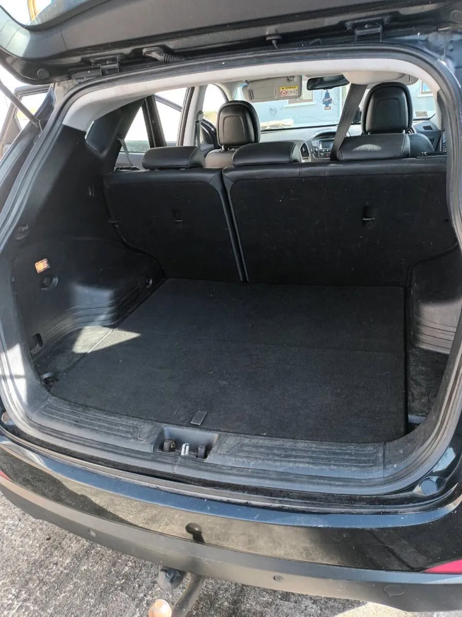 2014 Hyundai IX35 Executive Manual 2.0 Diesel 4WD - Image 3