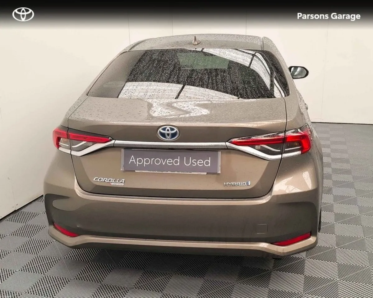Toyota Corolla COROLLA HYB LUNA SPORT SA - Image 4