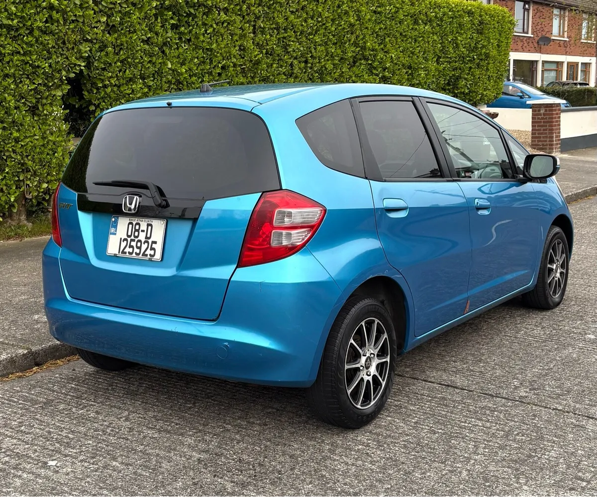 HONDA FIT BRAND NEW NCT 03/27 AUTOMATIC - Image 3