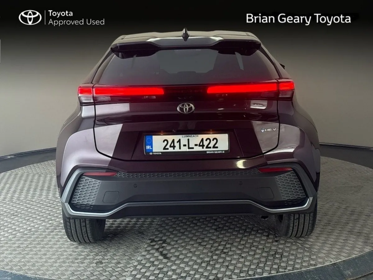 Toyota C-HR HYBRID SPORT - Image 4