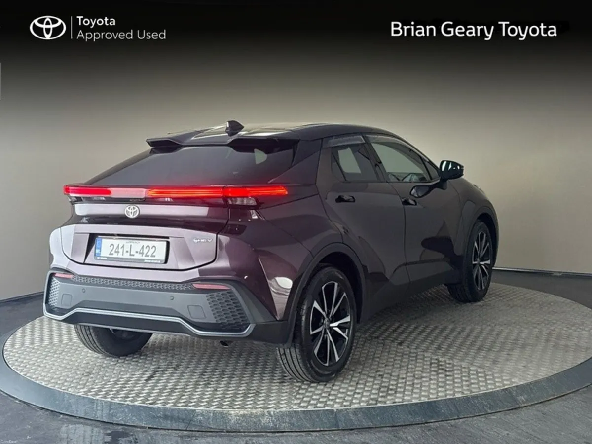 Toyota C-HR HYBRID SPORT - Image 2