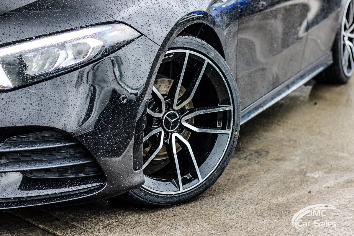 2020 MERCEDES BENZ A-CLASS AMG LINE - Image 2