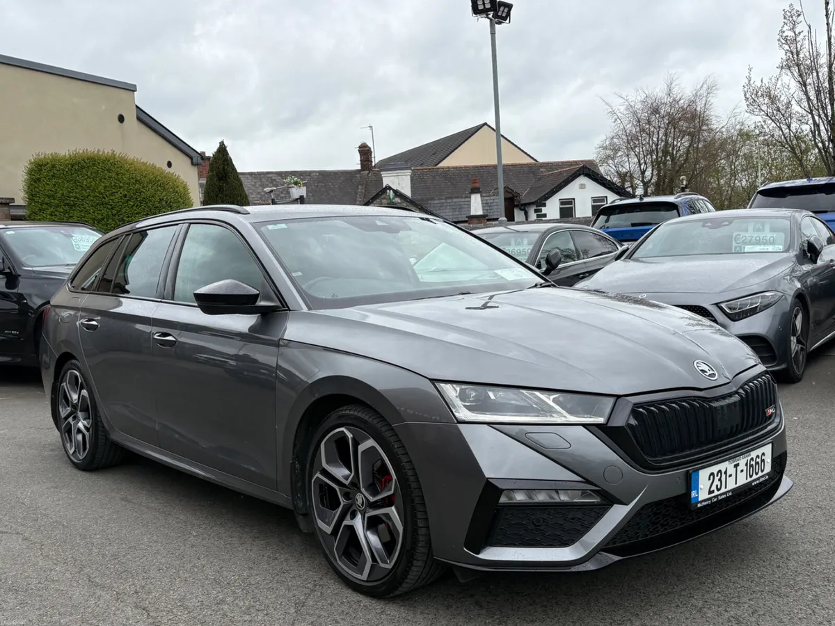 231 Skoda Octavia VRS RS Estate Auto *Low Miles* - Image 3