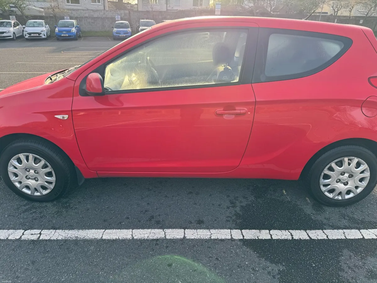 Hyundai i20 - Image 3