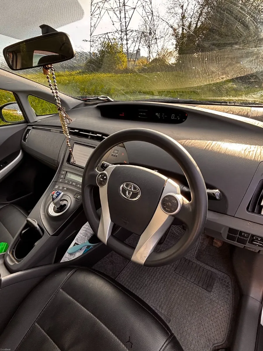 Toyota Prius 2010 - Image 4