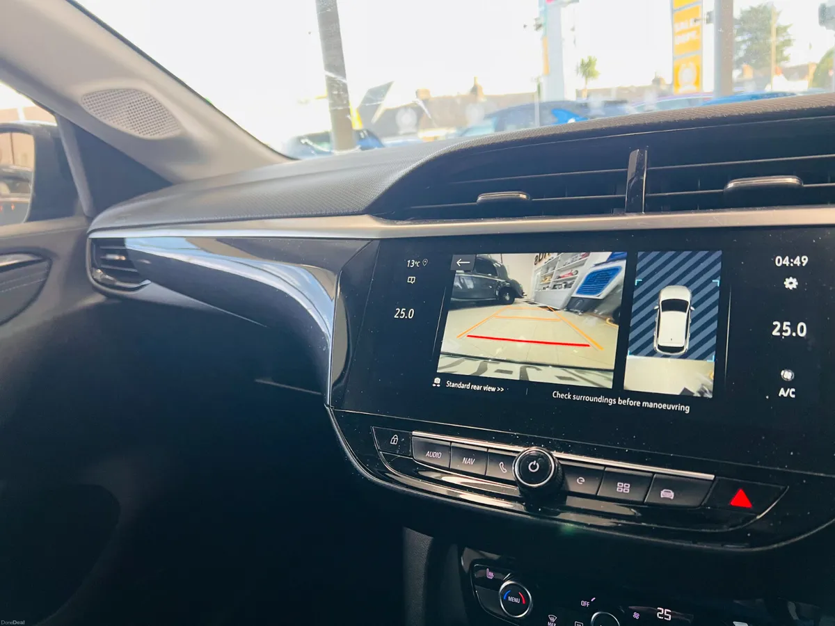 Only 14,000 Kms Full Electric Top Spec Now On Sale - Image 3