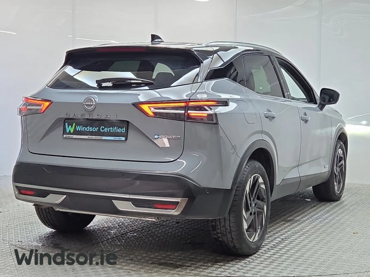 Nissan Qashqai ePOWER SV PREMIUM *Scrappage deal * - Image 3