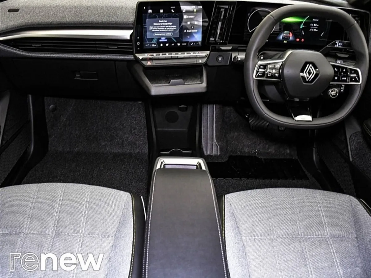 Renault Megane E-Tech Techno EV60 220hp - Image 3