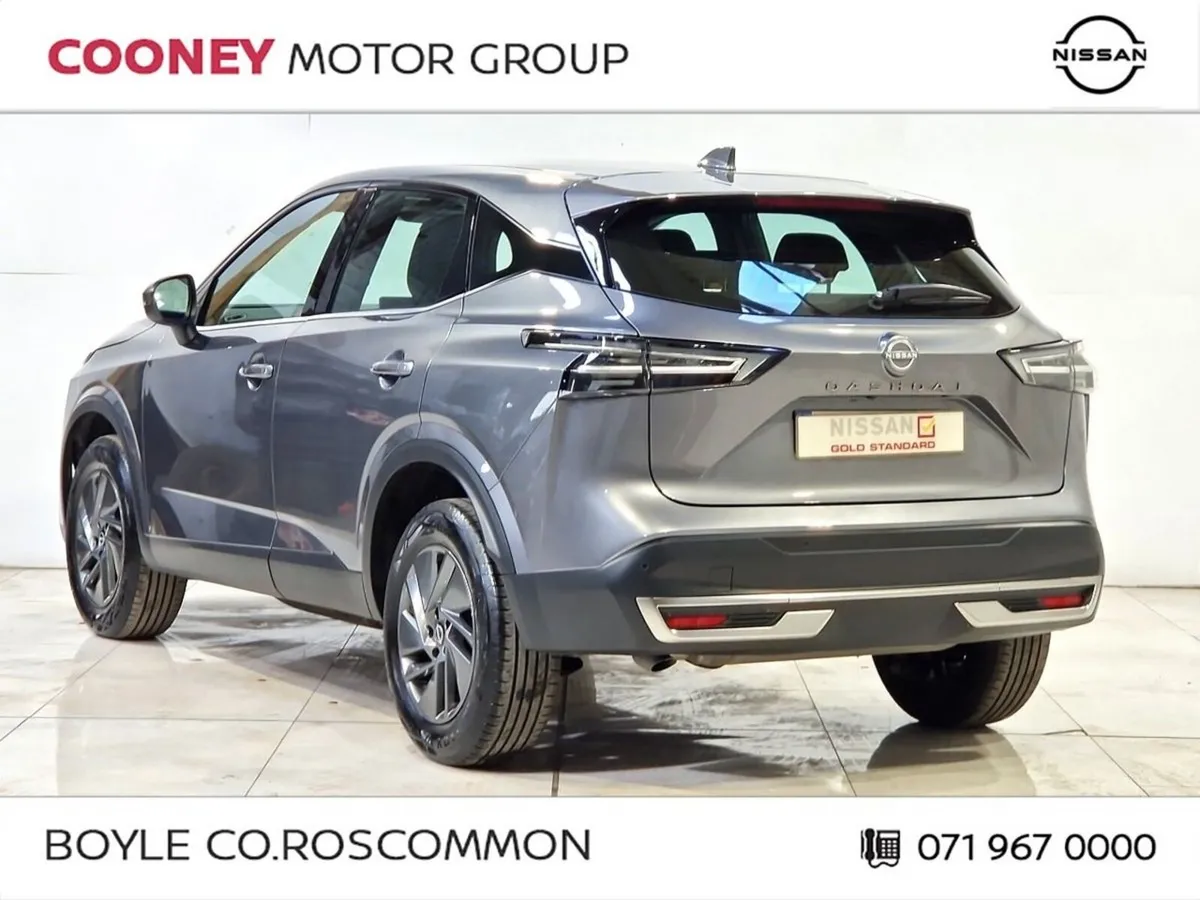 Nissan Qashqai 1.3 PET MILD HYBRID SV - Image 3