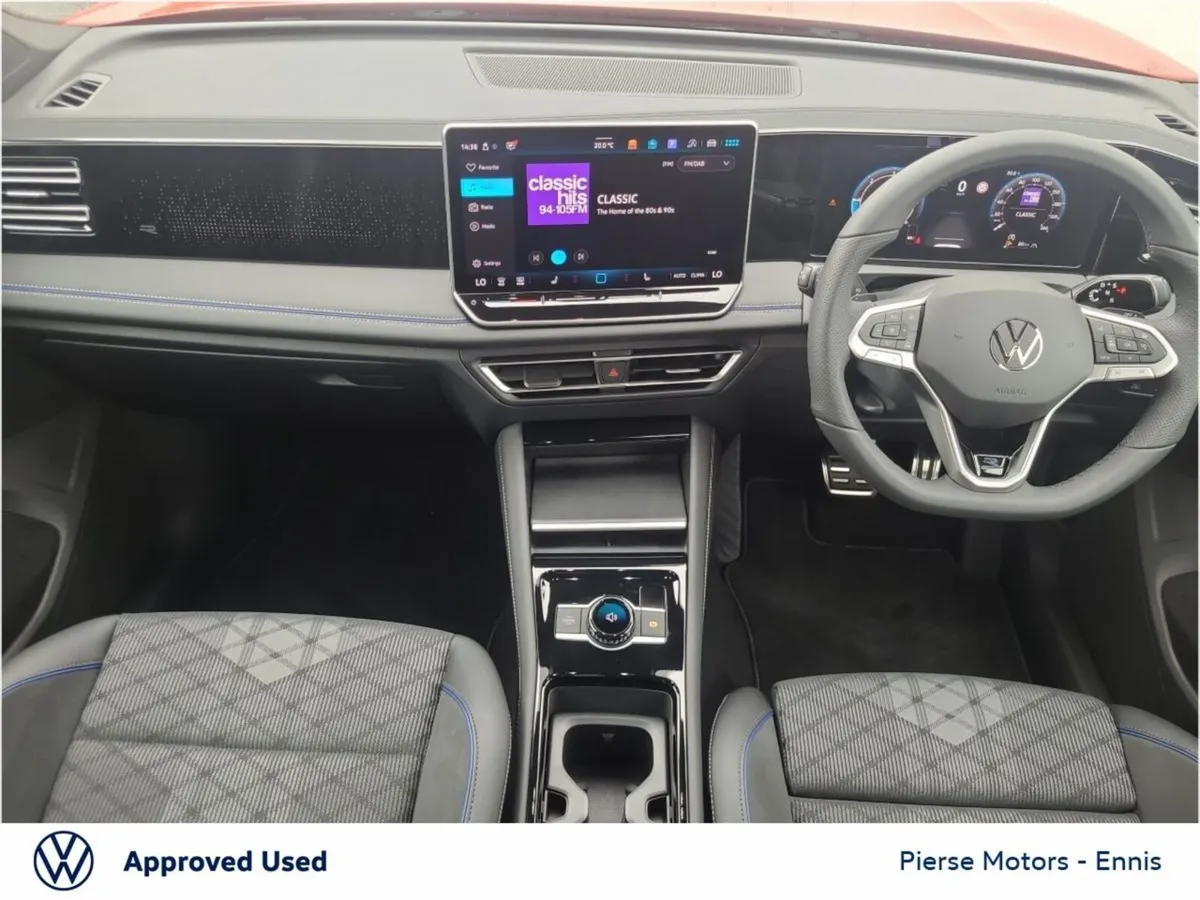 Volkswagen Tiguan 2.0 TDI 150HP R-Line DSG - 20" A - Image 4