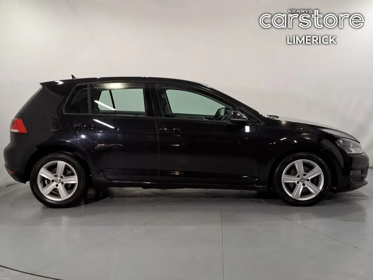 Volkswagen Golf 1.6 TDI 5DR 110HP BlueMotion - Image 2