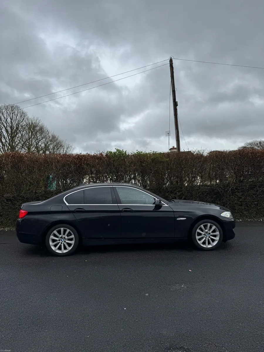 2011 BMW 520D SE AUTOMATIC - Image 2