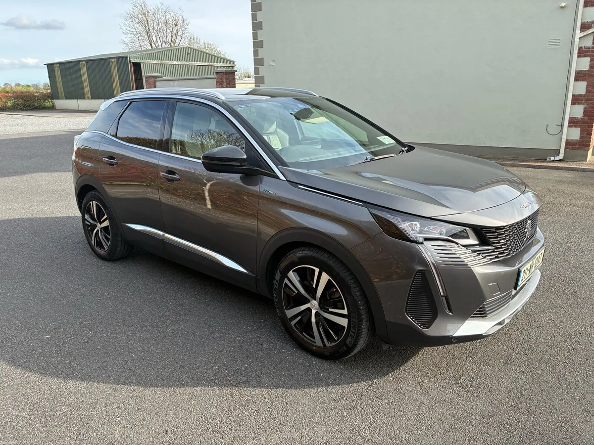 2021 Peugeot 3008 - Image 1