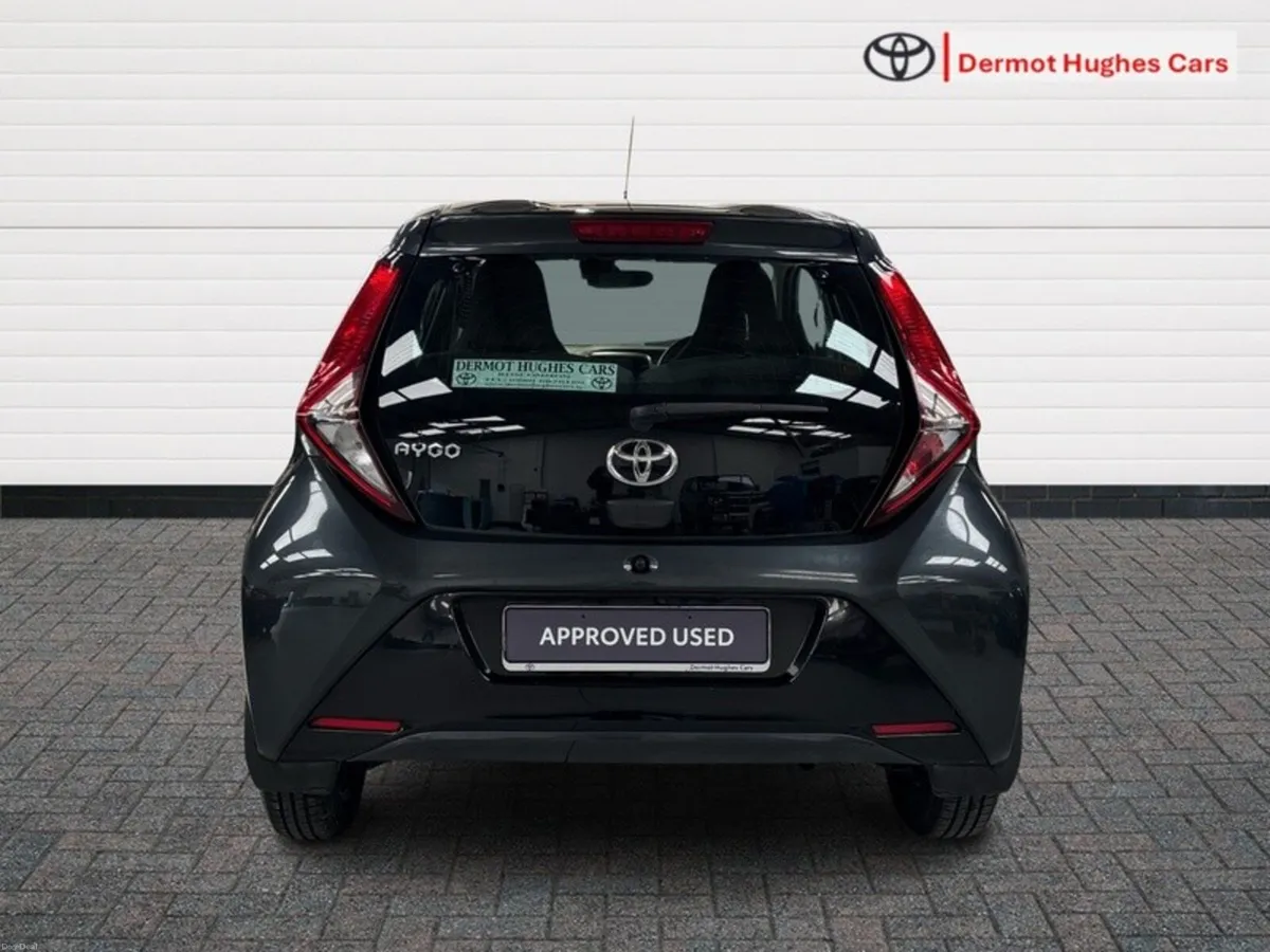 Toyota Aygo 1.0 5 DR X-PLAY 4DR - Image 4