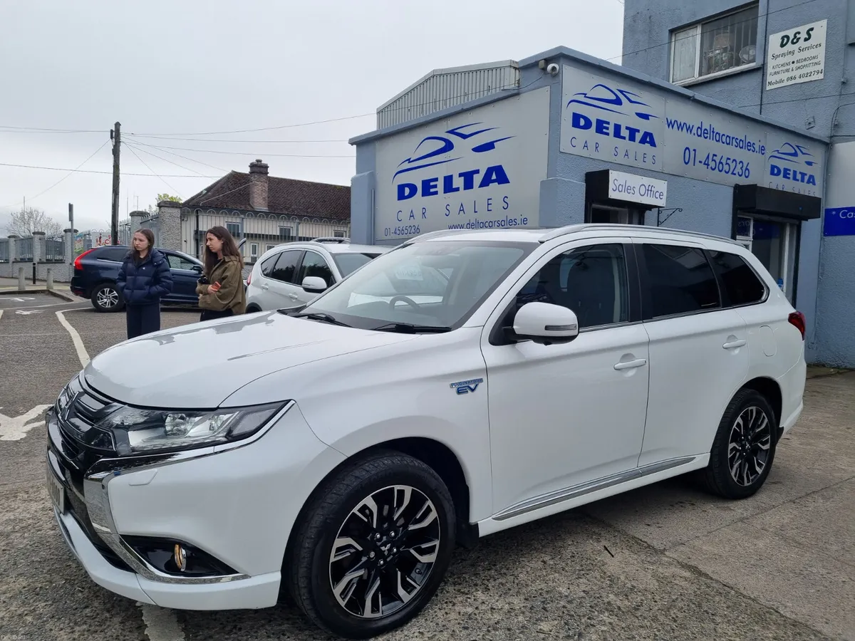 2016 MITSUBISHI OUTLANDER GX4H PETROL PLUG IN - Image 2