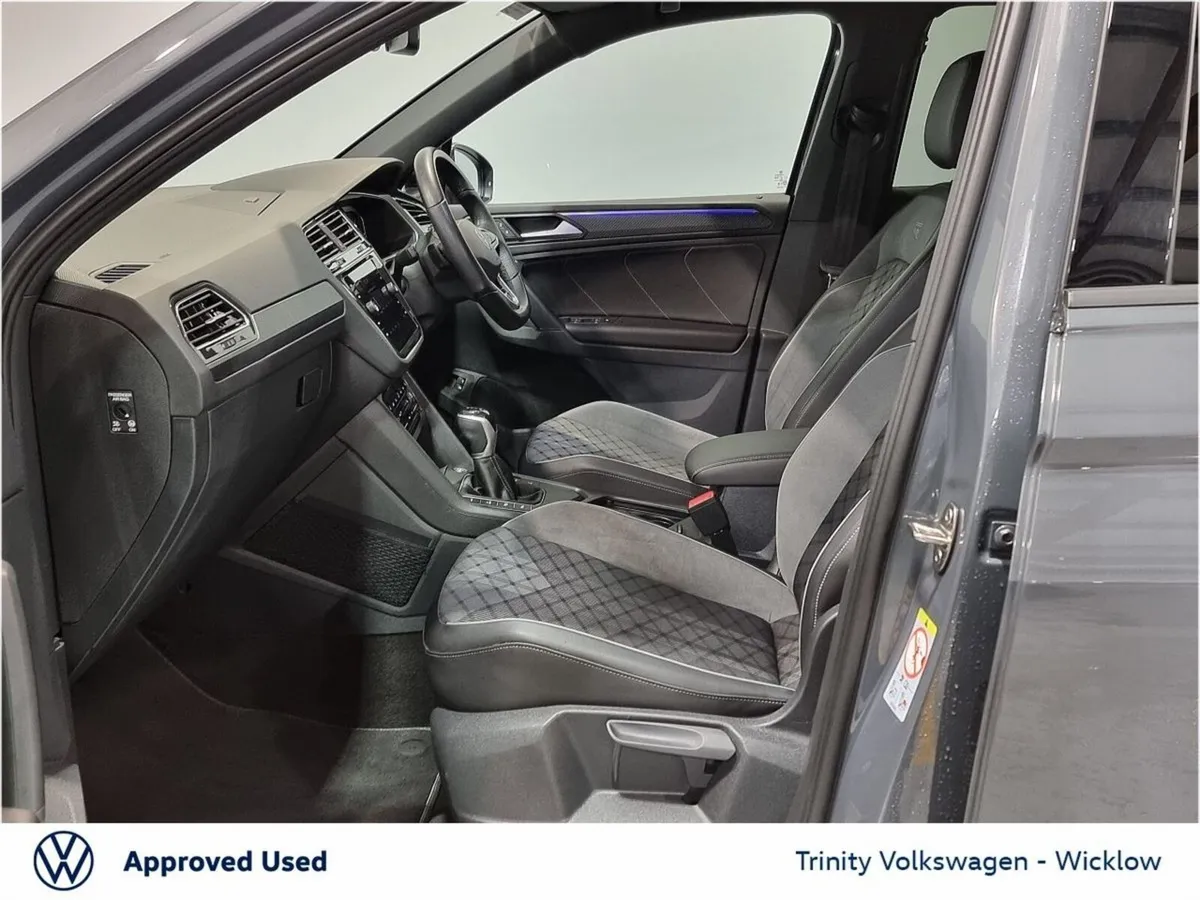 Volkswagen Tiguan ** R-LINE ** 1.4 TSI PHEV ** 245 - Image 4