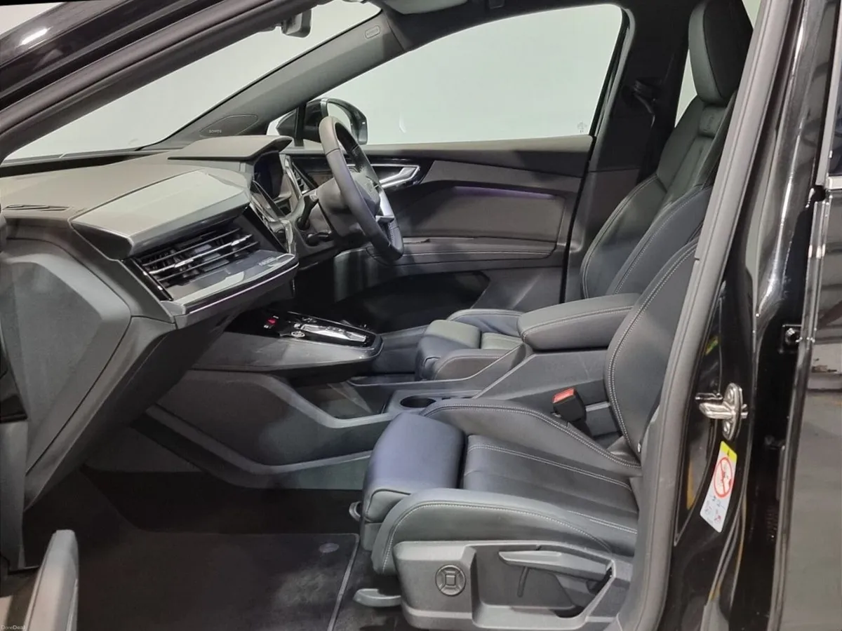 Audi Q4 e-tron ** 252 ** S-LINE ** TECH PACK ** 63 - Image 4