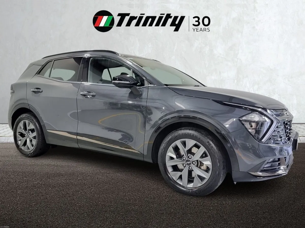 Kia Sportage ** ANNIVERSARY EDITION ** HYBRID ** A - Image 1