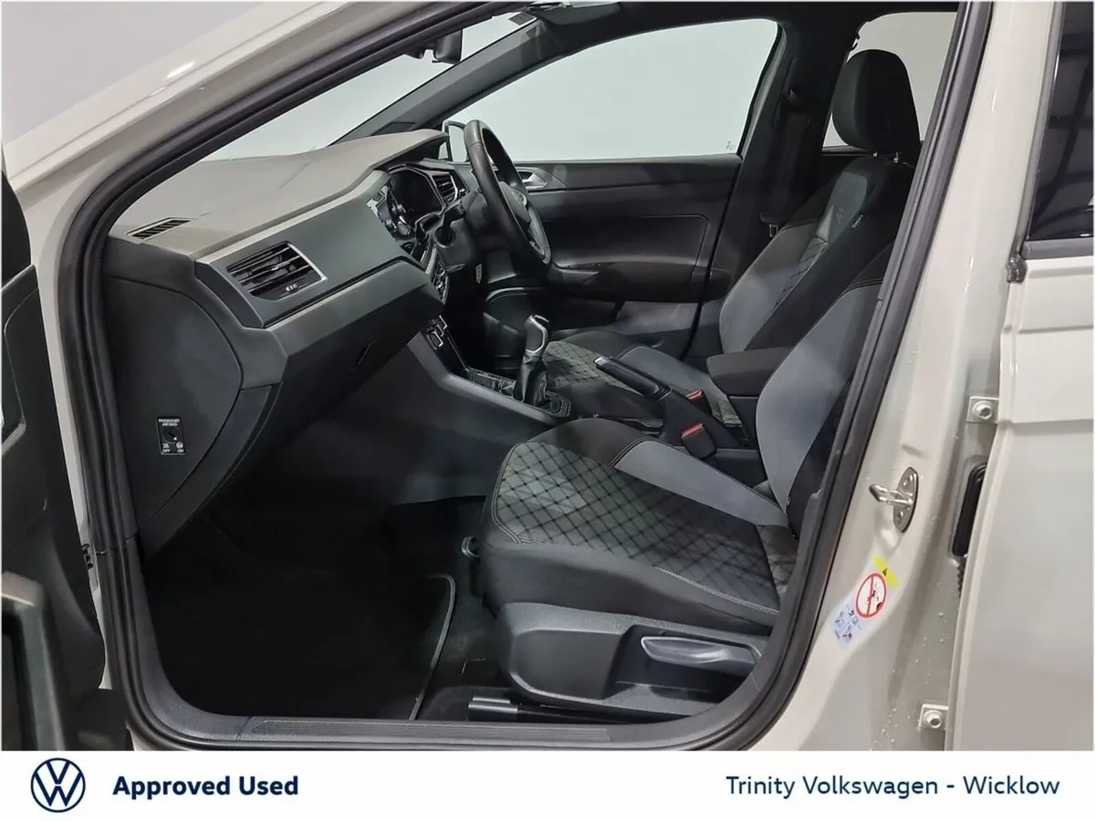 Volkswagen Polo ** DEPOSIT TAKEN ** R-LINE ** 1.0 - Image 4
