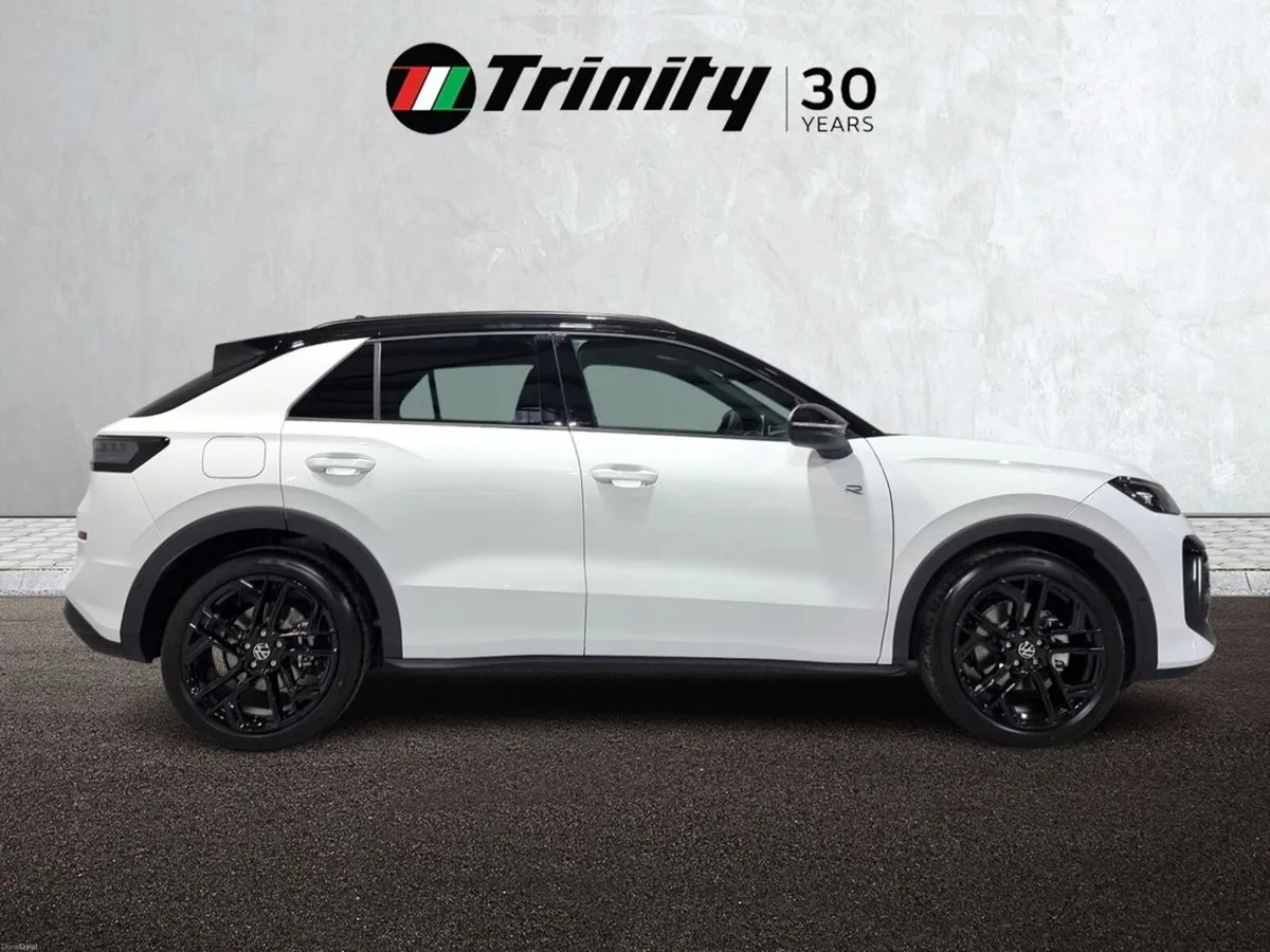 Volkswagen T-Roc **AVAILABLE TO ORDER ** NEW 262 * - Image 6