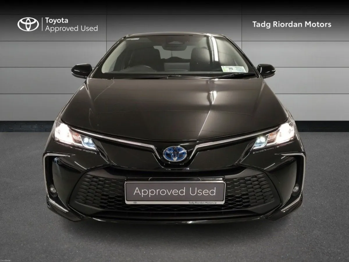 Toyota Corolla SALOON LUNA SPORT - Image 5